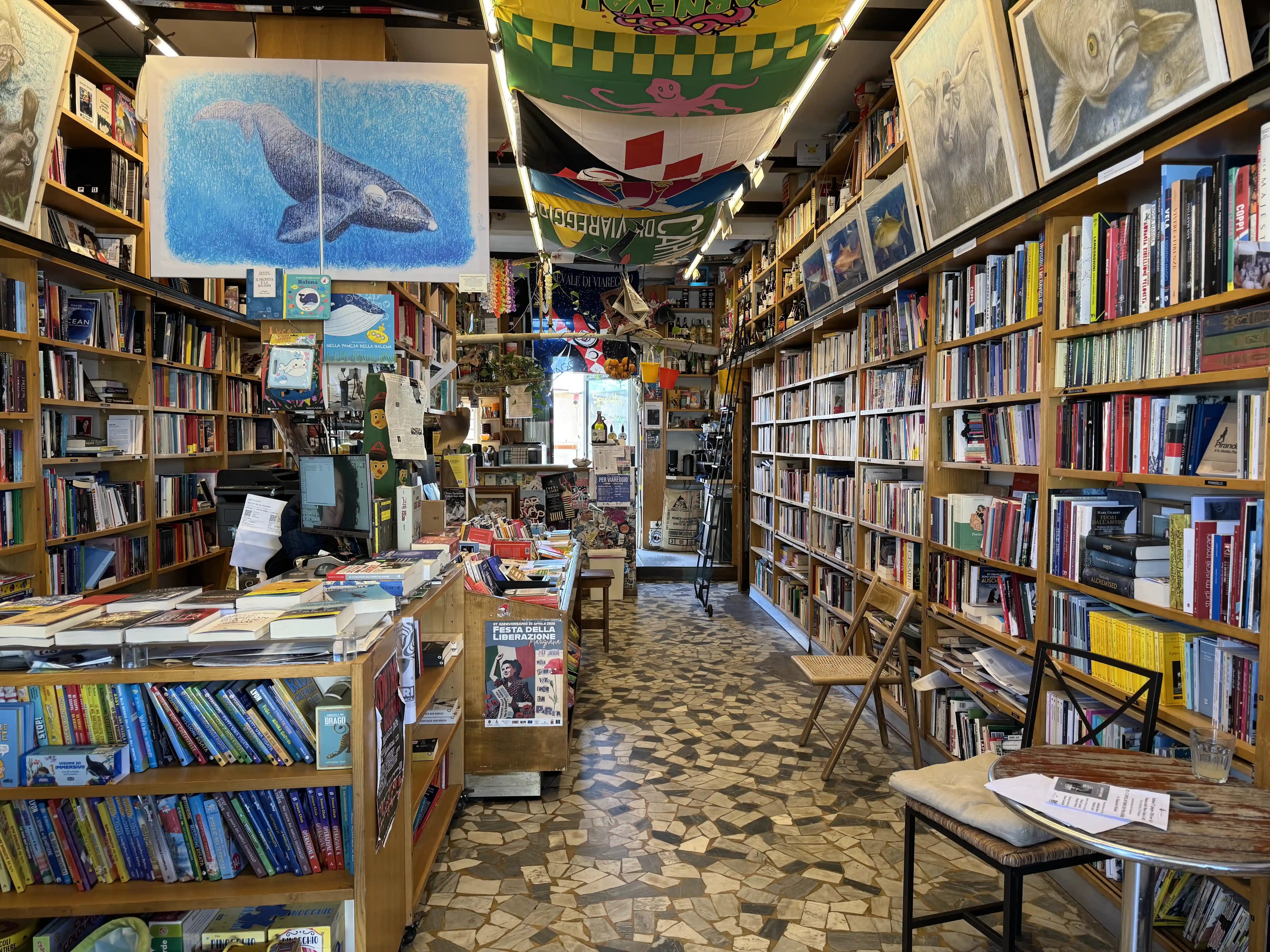 La Libre sul lungomare di Viareggio
